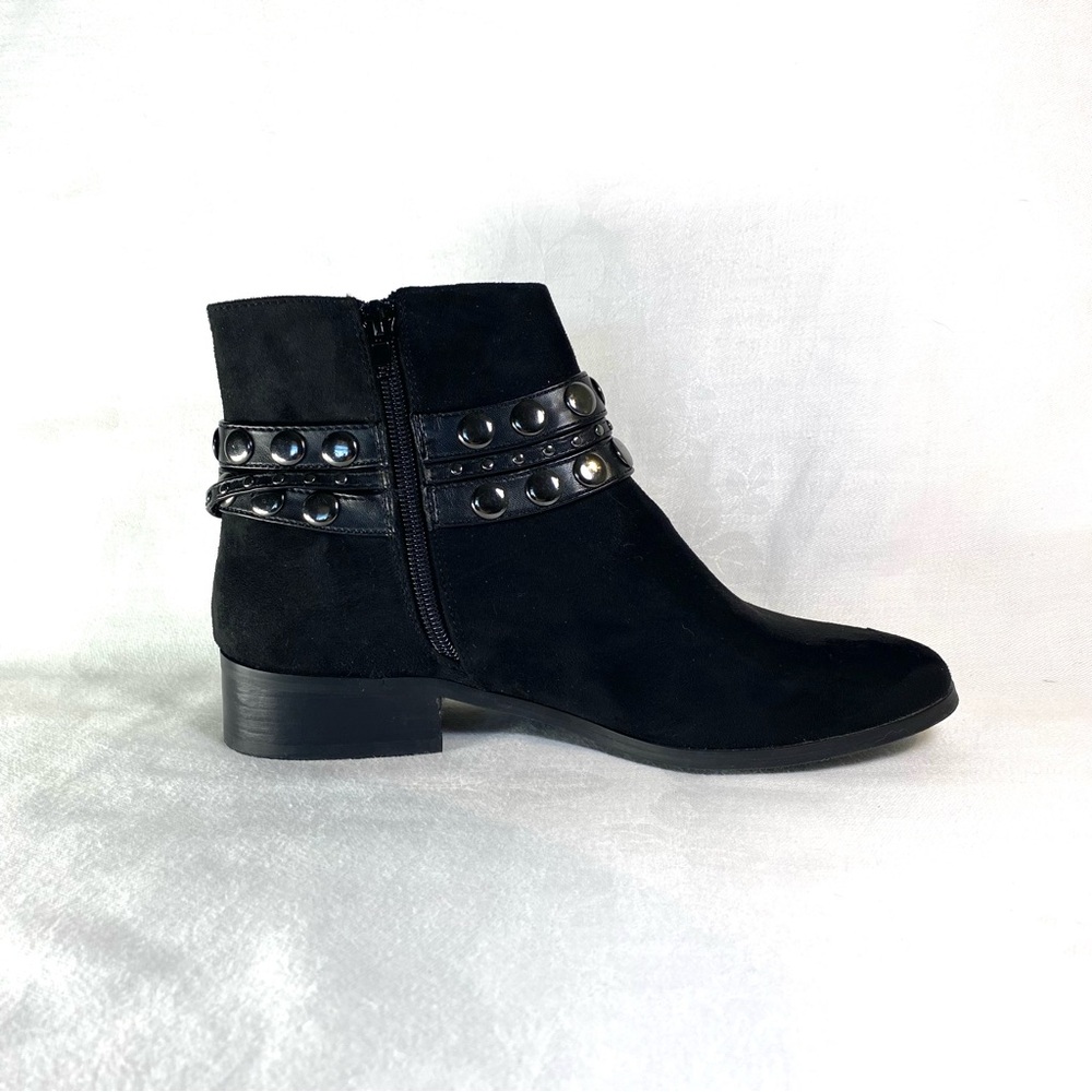 Le Chateau Leather Black Ankle Chelsea Boots Sz 7 Western Feminine Basic EUC